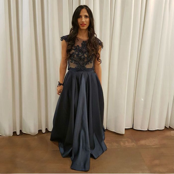 שמלות ערב לצעירות