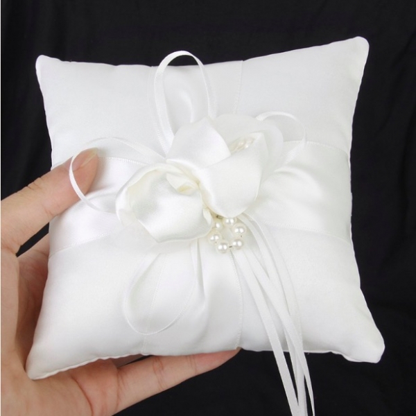 כרית לחתונה