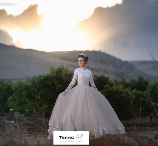 שמלת כלה נפוחה